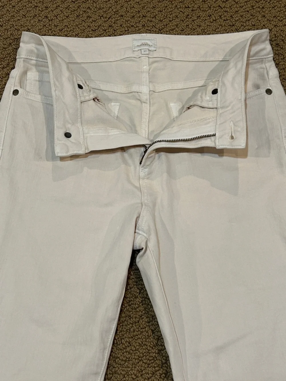 Ann Mashburn Flare Cropped 5-Pocket Jeans in Natural Stretch Denim size 27